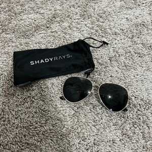 NWOT - shady rays aviators